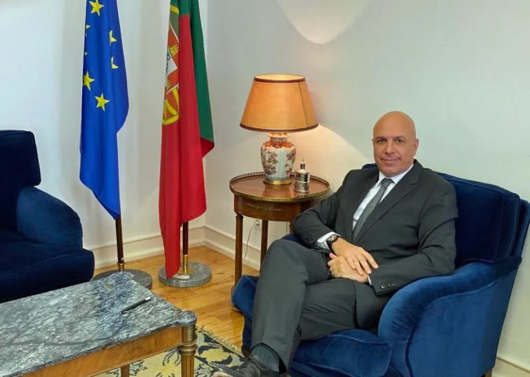 Diáspora pode contar com apoio na língua portuguesa, no associativismo e na rede consular – Governo