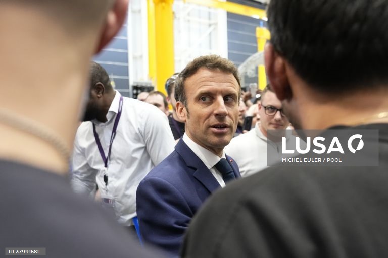 Macron considera « chocante e excessivo » salário de Carlos Tavares no grupo automóvel Stellantis