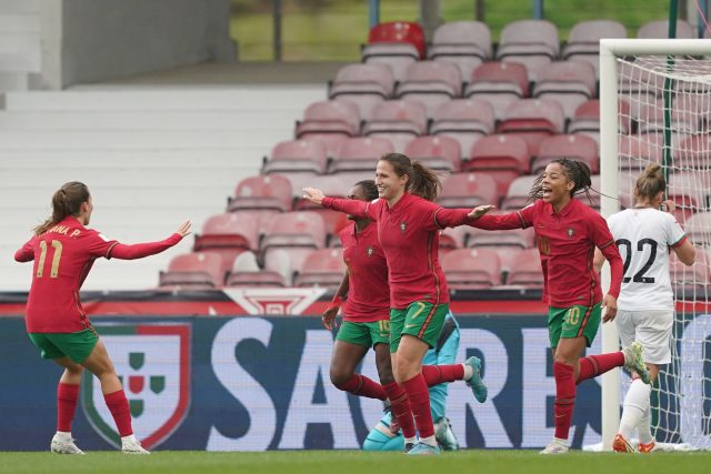 Portugal vence Bulgária e continua na corrida ao Mundial feminino de 2023