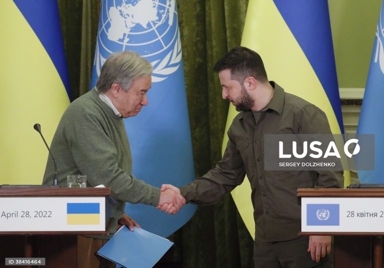Ucrânia. Zelensky apela a nova ação de Guterres para “salvar” os feridos em Azovstal