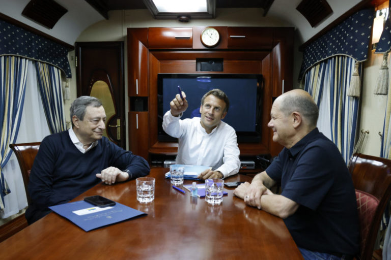 Guerra na Ucrânia: Macron, Scholz e Draghi visitam Kiev 