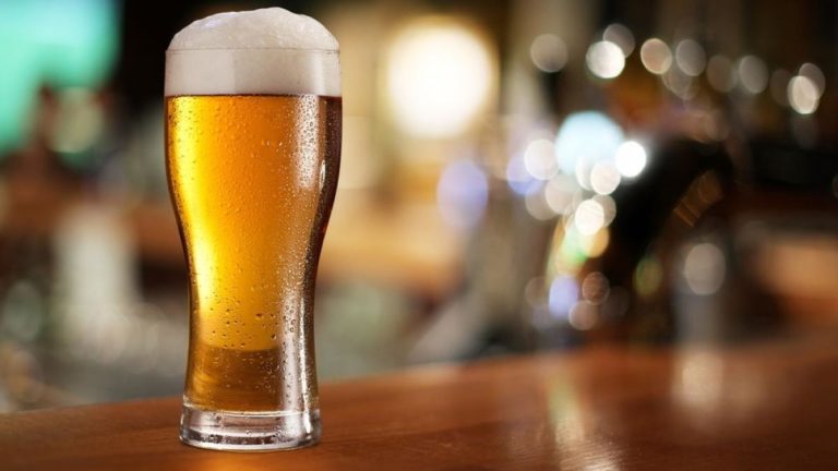 Estudo. Beber cerveja faz bem aos intestinos e não engorda, concluem investigadores