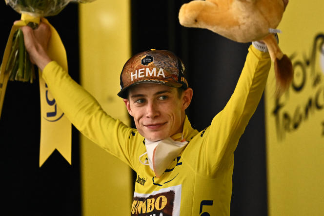 Tour: Dinamarquês Jonas Vingegaard é o vencedor da 109ª edição, Nélson Oliveira 52º da classificação geral