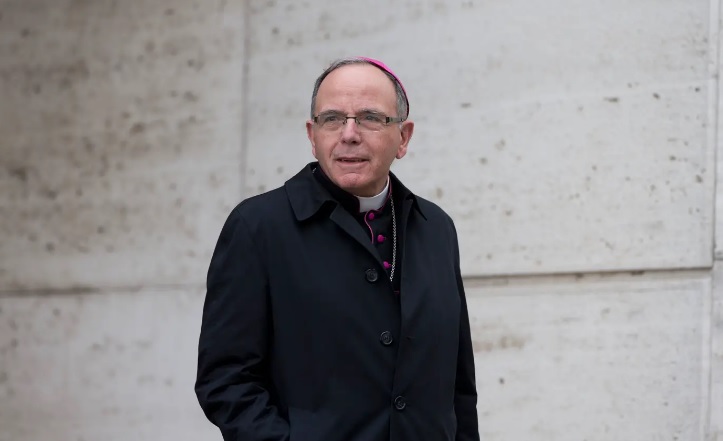 O cardeal patriarca de Lisboa é suspeito de ter ocultado um caso de abuso sexual na Igreja.