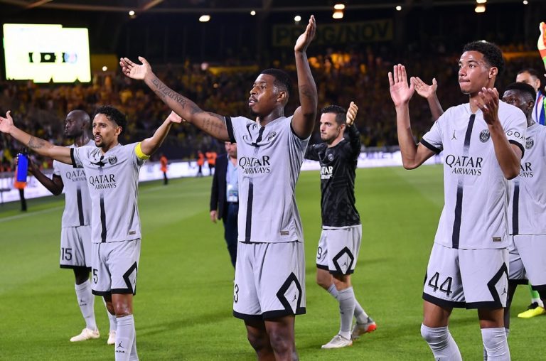 Ligue 1. Paris SG vence em Nantes por 0-3