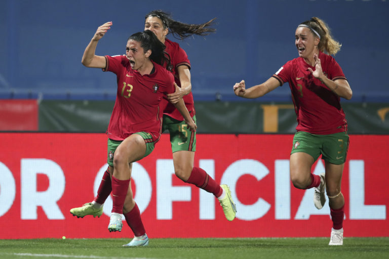 Portugal apura-se para segundo ‘play-off’ de qualificação para Mundial feminino