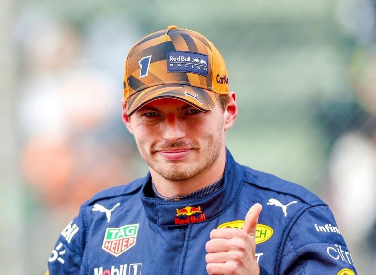 Max Verstappen vence GP do Japão encurtado e é bicampeão de Fórmula 1
