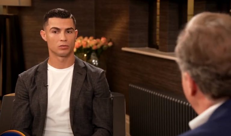 Cristiano Ronaldo diz que se sentiu « traído » no Manchester United