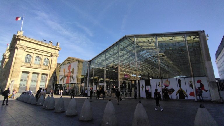 Pelo menos seis feridos em ataque à facada na estação Gare du Nord, em Paris