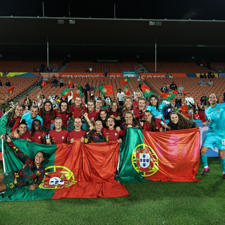 Portugal no Mundial feminino de 2023 ao bater Camarões com penálti nos descontos