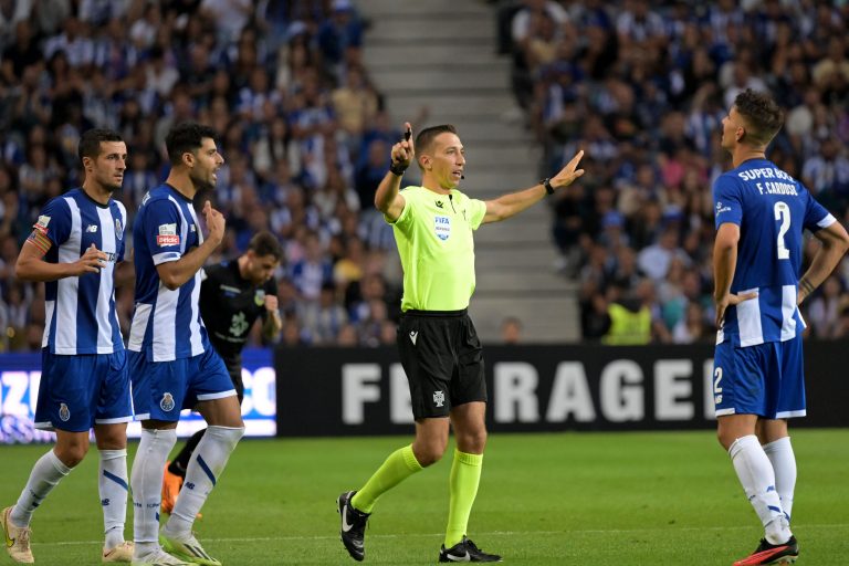 FC Porto evita derrota com Arouca com golo aos 90+19 minutos