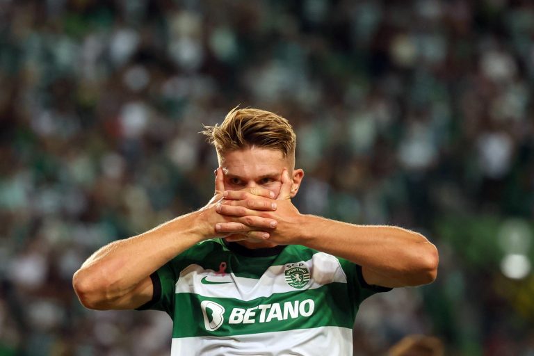 Sporting vence Arouca e regressa à liderança do campeonato