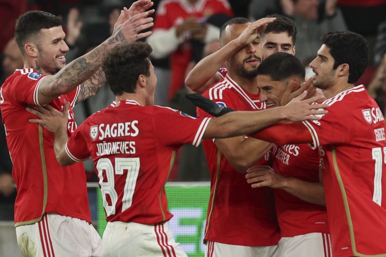 Portugal: adepto esfaqueado durante encontro entre Benfica e AVS para a Taça da Liga