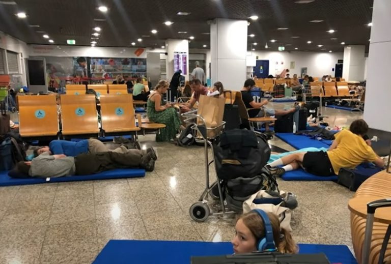 Turistas franceses ‘presos’ no Aeroporto da Madeira