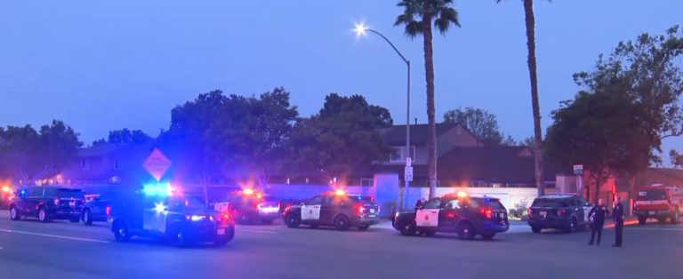 Queda de avioneta em San Diego provoca dois mortos