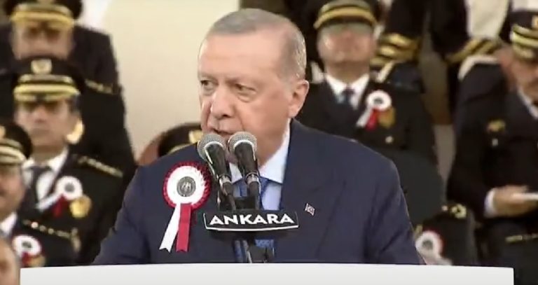 Erdogan congratula Macron por reconhecer Estado da Palestina