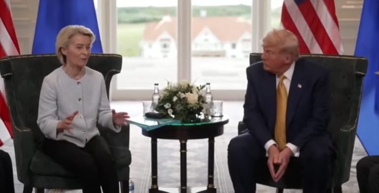 Tarifas: UE e EUA chegam a acordo para tarifas de 15%