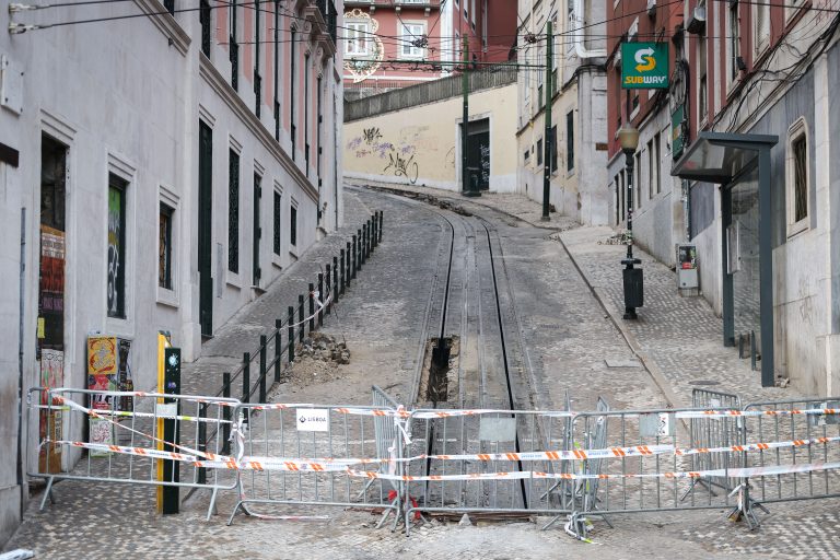Acidente/Elevador: Confirmadas as nacionalidades das16 vítimas mortais