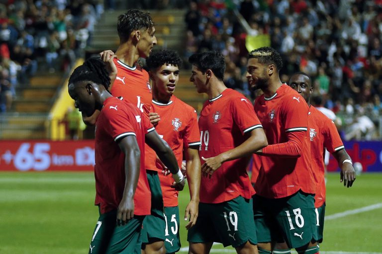 Portugal vence Bulgária e comanda Grupo B dos sub-21