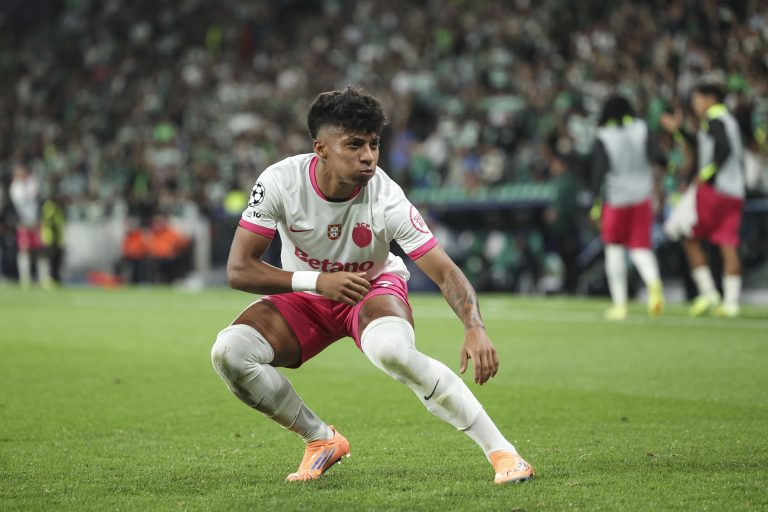 Sporting dá a volta ao resultado e vence na receção ao Marselha