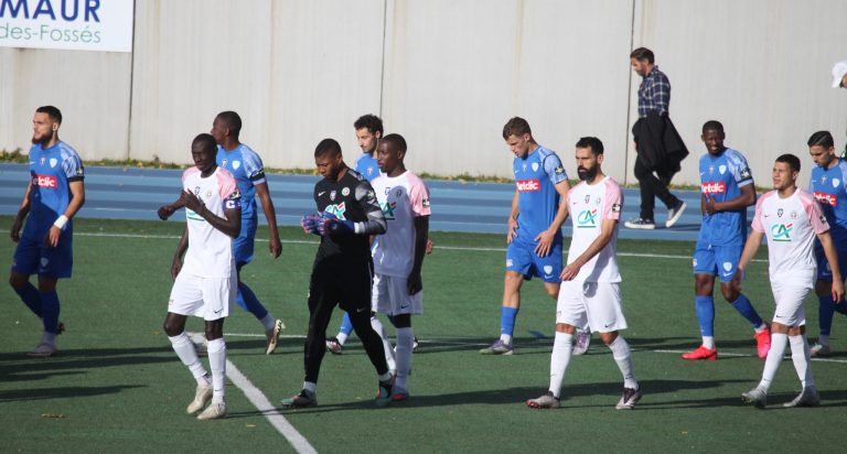 Lusitanos St Maur segue para a sétima eliminatória da Taça de França