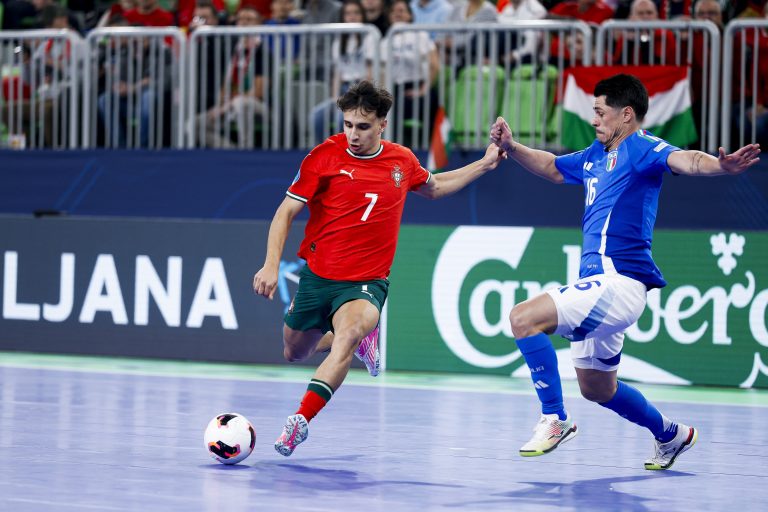 Futsal/Europeu: Portugal estreia-se com vitória sobre a Itália