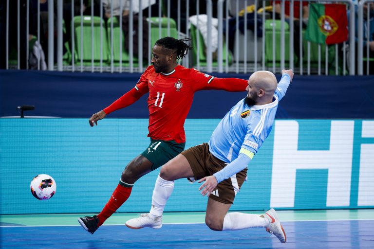 Futsal/Europeu: Portugal nas meias-finais ao golear Bélgica
