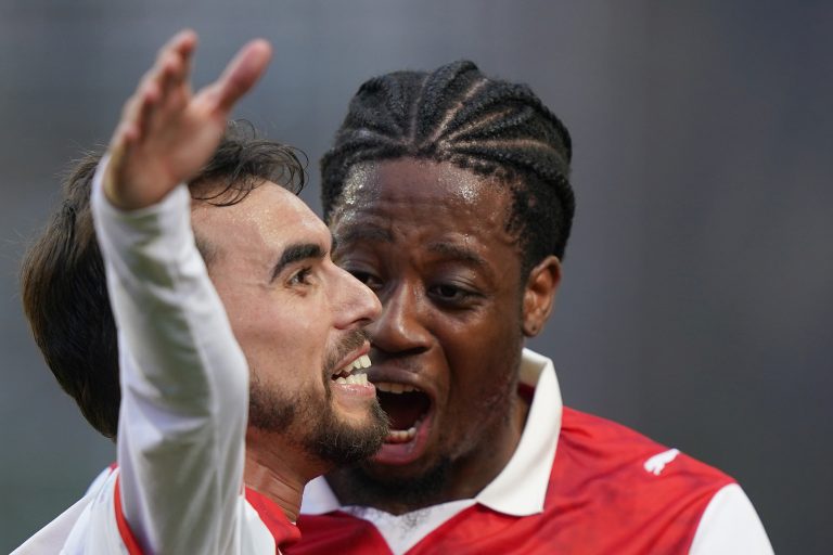 Sporting de Braga dá a volta ao Ferencváros e está nos ‘quartos’