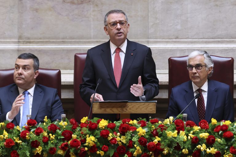 Constituição/50 anos: Presidente da República diz que é o incumprimento do texto que traz frustração aos portugueses
