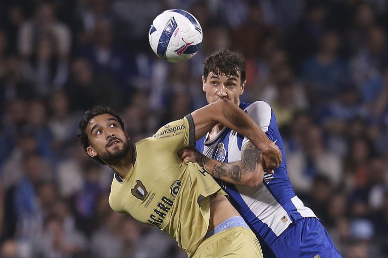 Famalicão empata no Dragão com FC Porto, 2-2