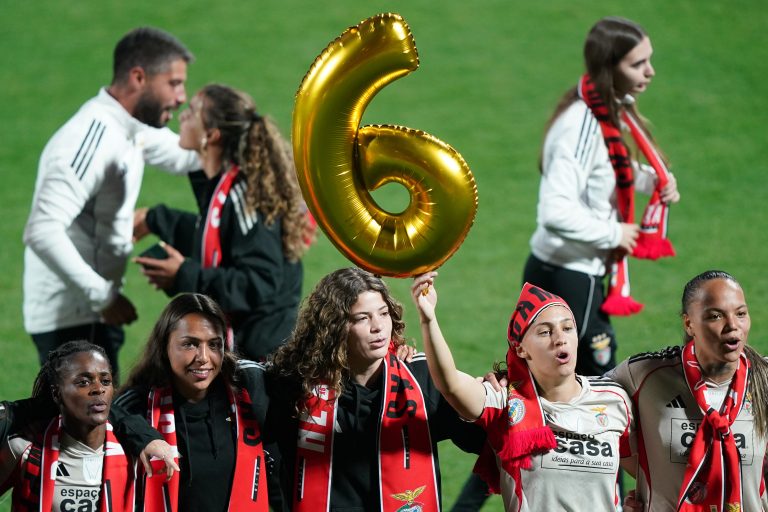 Benfica hexa: Benfica chega ao sexto título feminino em época tumultuosa