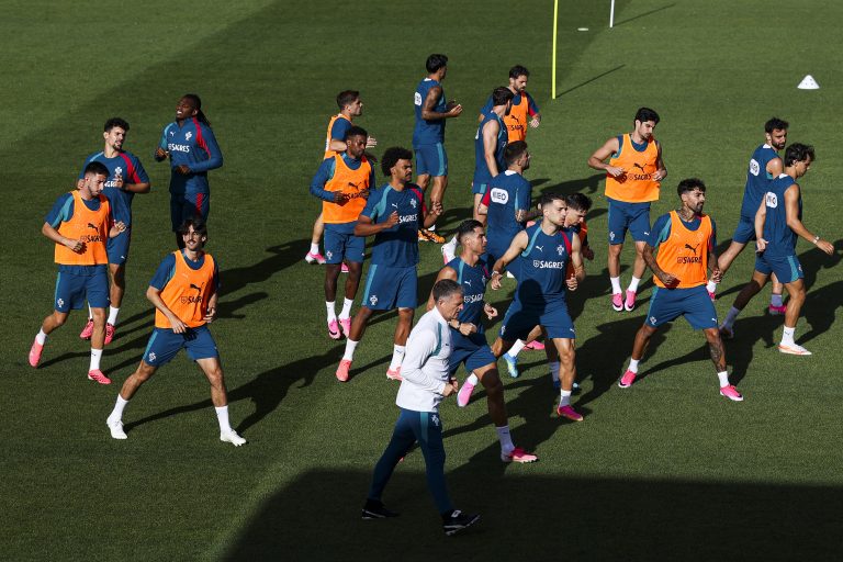 Mundial2026: Bicampeões europeus integrados no estágio de Portugal
