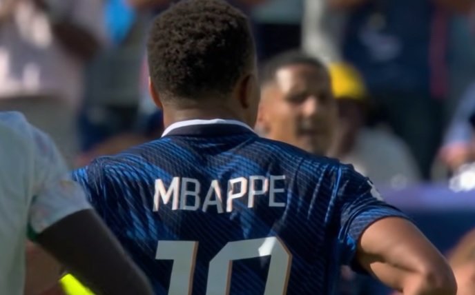 Mbapé_26