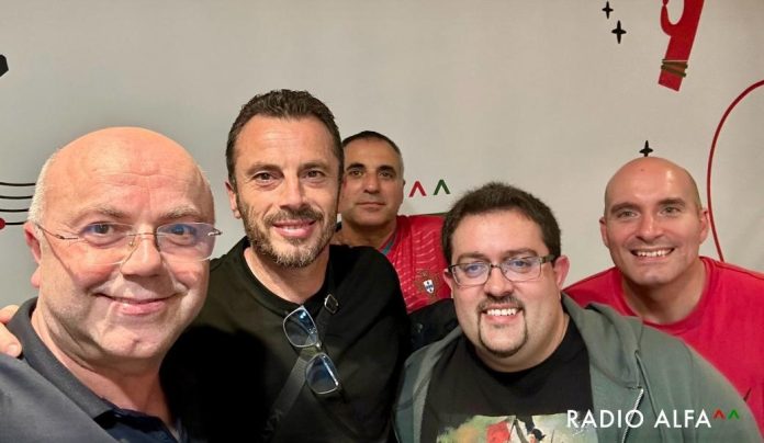 Tribuna_080626