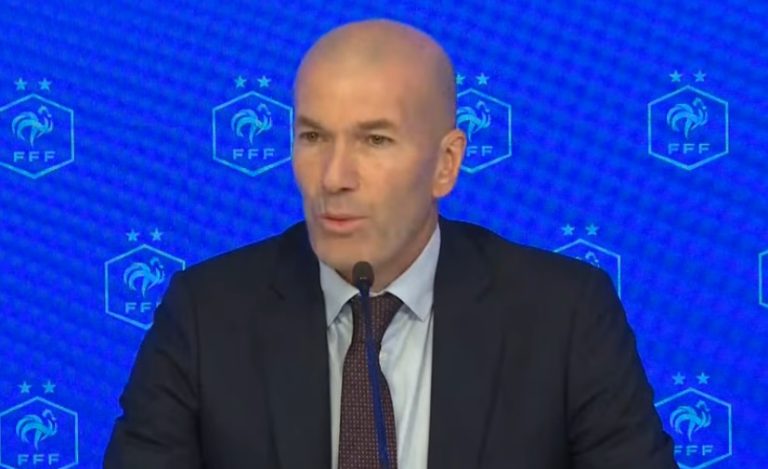 Zidane regressa ao ativo e é o novo selecionador de futebol de França