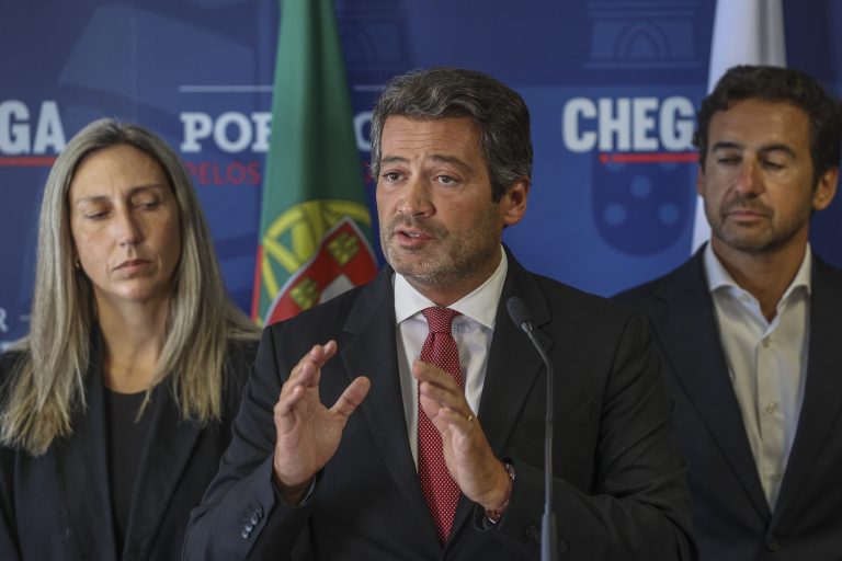 Chega avança com moção de censura ao Governo