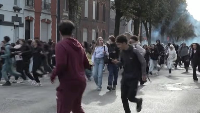 Maioria dos franceses apoia mobilização dos estudantes do ensino secundário